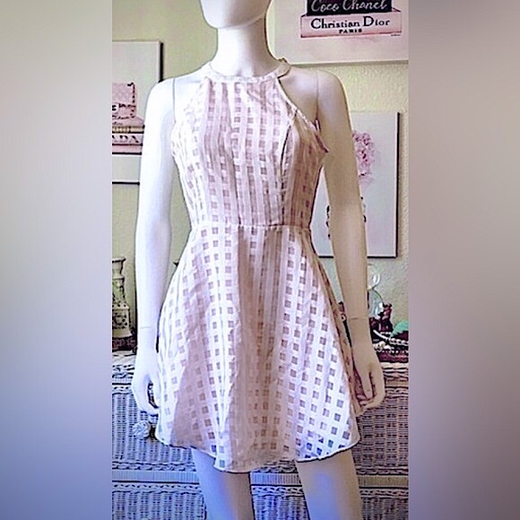 Lovers & Friends halter gingham pattern dress light pink color size Small - Picture 1 of 9